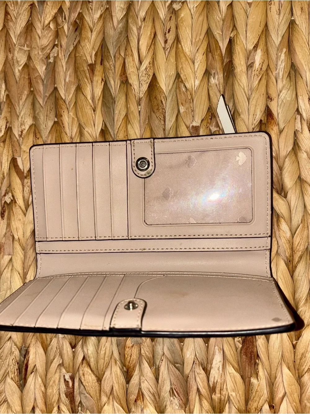 Beautiful kate spade two-tone blush and cream continental wallet.